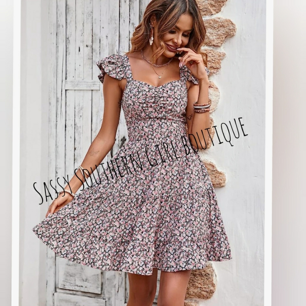 🆕⭐ Boho floral tiered mini dress